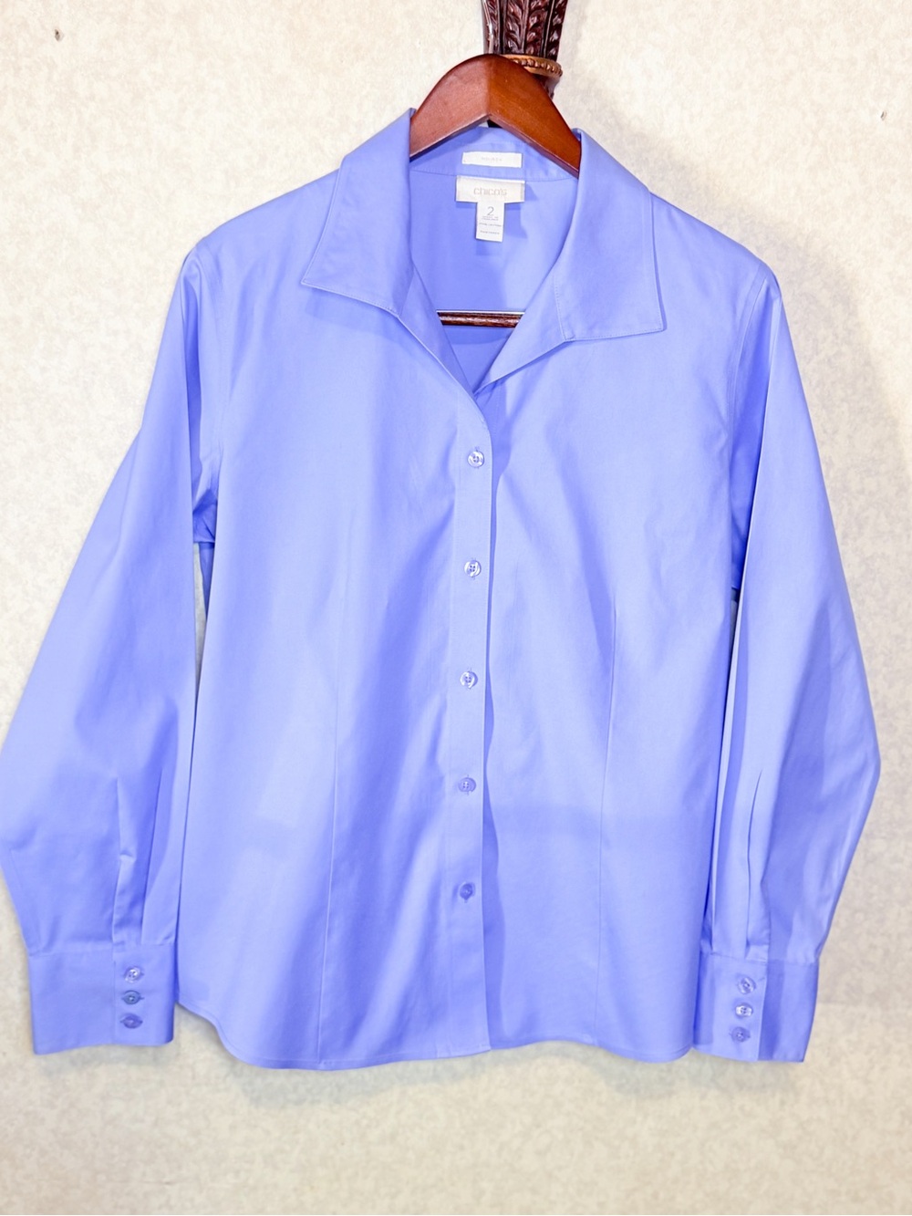 Chico’s No Iron Button Front Blouse Periwinkle Blue Collared Long Sleeve Size L